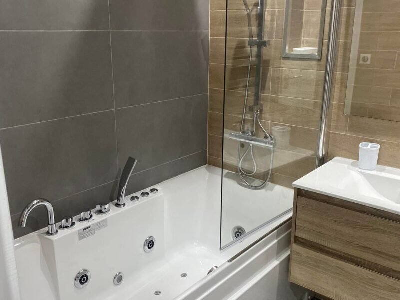 Location appartement avec piscine couverte - Birtouta, Alger